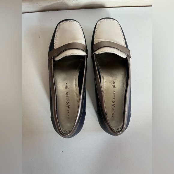 Women’s Anne Klein Vittorio loafers iflex faux leather metallic fabric strap 8.5 - Picture 3 of 9
